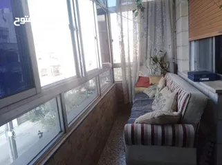  9 سكن مشترك للبنات فقط- شاغر لبنت طالبة او موظفة في غرفة ثنائية حي الجامعة الاردنية