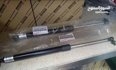  18 قطع غيار لاندكروزر  من موديل 2000 لغاية  2018