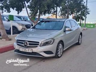  6 ميرسيدس A180 سنة 2015 نخب لقطه