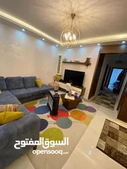 4 شقة مميزة باطلالة مميزة بافخم المناطق