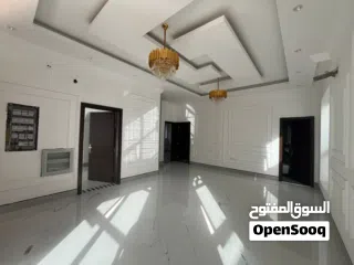  24 فــــيــــــــــــلا للـــــبيـــــع اول ســـــاكــــن مــــكــــونه مــن 7 غـــــرف و 10 حـــمامات