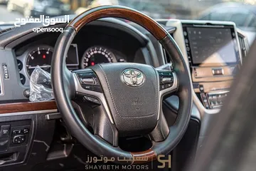  5 Toyota Land Cruiser 2017 V8 5700 cc VXR فحص كامل للبيع او البدل على سيارة احدث  السيارة بحالة ممتازة