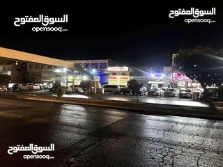  7 محل تجاري باب وسدة في موقع مميز جداً للبيع / بعد جسر الارسال - شارع الحرية