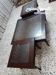  1 طقم طاولات عدد 1كبير 2وسط بحاله ممتازه