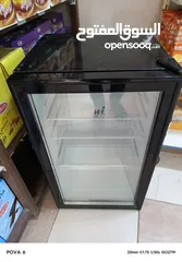  2 ثلاجات وماكنة قهوة للبيع