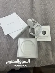  8 AirPods Pro (2nd generation) With MagSafe Case (USB‑C) White