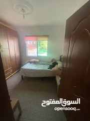  6 ستوديو للبيع
