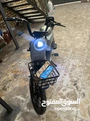  3 دراجه شحن قبل ساعه طالعه من الوكيل