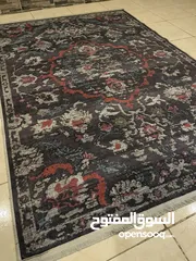  1 سجاده منقوشه خفيفة الوزن مبطنه بجلد محبب مانع للتزحلق مستعمله بحاله جيده