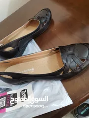  1 حذاء نسائي جديد للبيع من تركيا  لون اسود نمرة 38 بيجنن طبي وانيق وحلو ومرتب
