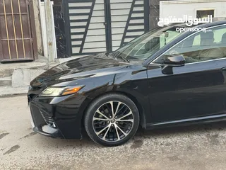  5 Toyota Camry  2018 SEبلس  لون اسود رقم بغداد  محرك اربعه سلندر 2500