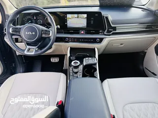  14 كيا سبورتاج هايبرد 2023 فل كامل مع بانوراما - باللون المميز والداخلية المميزة - والسعر المميز