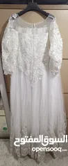  4 فستان لمناسبة الخطوبة والأعراس