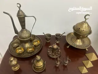  3 تحف و نحاسيات