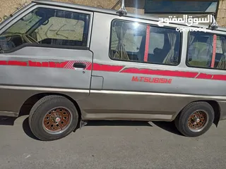  1 ميتسوبيشي  L300