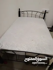  2 سرير مع الماترس قابل bed with mattress