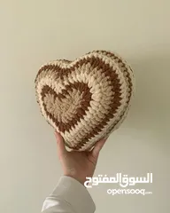  16 اغراض كروشيه متنوعة للبيع مع امكانية التصميم حسب الطلب