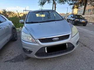  1 فورد فوكس هاتشباك موديل 2010 للبيع
