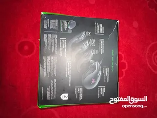  3 ماوسrazer naga v2 pro نضيف جداً مع الملحقات المذكوره بصوره فقط خلي سعرك وبخدمتك ان شاء الله مانختلف