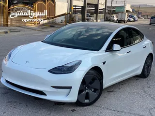  1 Tesla Model 3 Standerd Plus 2021