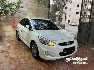  3 هونداي اكسنت  موديل وترخيص 2019 رخصة  فحص ممتاز دهان شركة باستثناء جناح امامي قير اتوماتيك  متور 14