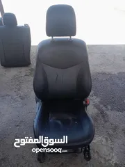  4 غرفة تويوتا بريوس 2013