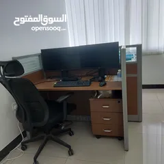  2 أثاث مكتبي مستعمل للبيع  Used office furniture for sale