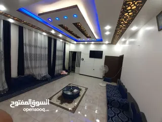  7 منزلين مستقلين للبيع على قطعة ارض في الرقيم