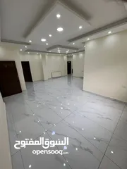  9 لقطه ضاحية الرشيد 160م طابق أول بسعر مغري جدااا من المالك مباشرة مجدده بالكامل