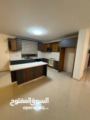  6 شقة واسعة للإيجار – الشرفة  قرب نادي بال فيت وملحمة الأمير