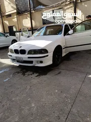 3 BMW 520A.I للبيع او البدل