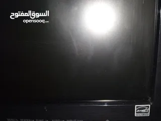  19 شاشة كمبيوترLG20انش مونيتورLEDمع نحولها الأصلي مدخلVGAبحاله ممتازه عالفحص شغاله100%