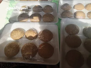  4 كبة باللحمة البلدية جاهزة للقلي و متوفر كبة للشوي الطلب قبل بيوم على الاقل