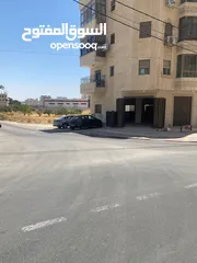  4 محلات او مخازن تجارية للبيع