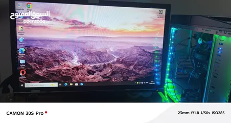  1 كيس كمبيوتر للبيع ماشاء الله عليه