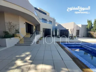  4 قصر فاخر مع مساحات خارجية للبيع في ارقى مناطق عبدون، مساحة ارض 2800م