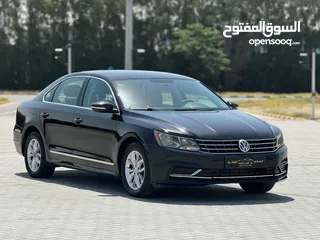  3 Volkswagen passat  ( 2017 ) Free accident  / Top / v4 Perfect condition