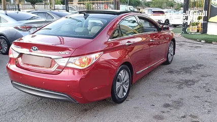  6 هونداي سوناتا موديل 2013 فحص كامل للبيع بالتقسيط بدفعه 2300 دينار والباقي اقساط شهريه