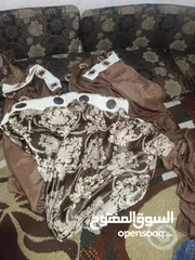  3 6فرشات مع مساندهم ومراكيهم والسجاده والبردايه