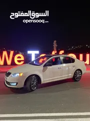  8 سكودا اوكتافيا فل الفل مع فتحة لورين كلمنت