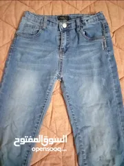  9 ملابس بناتي مستعمل بس نضيف بأسعار رمزيه ومراعاه عالكميه بلبسو عمر 8/9 سنين