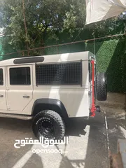  9 لاند روفر ديفندر 2008