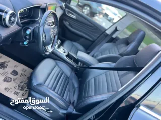  17 MG-HES / Plug In Hybrid Full 2022