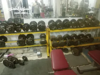  4 اجهزه نادي كامل امريكي