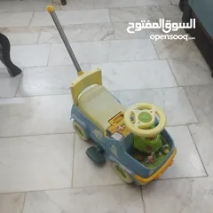  27 سيارة أطفال