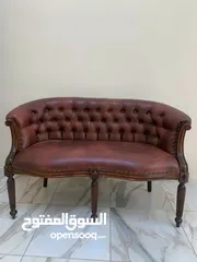  2 طقم كنب فاخر من خشب الزان والجلد