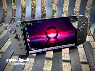  1 Lenovo legion go لينوفو لوجين جو محمول