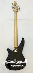  2 Yamaha professional bass guitar, in excellent condition