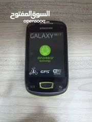  2 اجهزة مخزنة قديمة بالكرتونة لم تستخدم نهائيا مع كامل اغراضهم Samsung وNokia وmotorolla وغيرهم