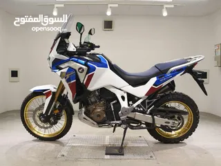  5 للبيع Honda 1100 Africa twin 2023